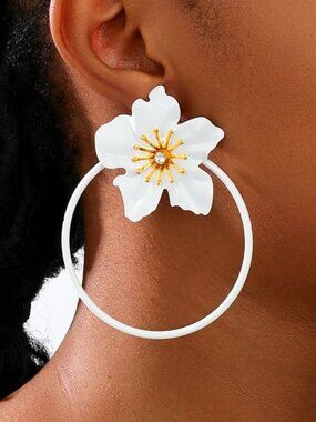 NEW Mona White Enamel Flower Circle Statement Earrings